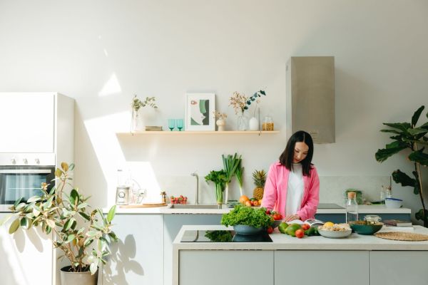 Revolutionize Your Kitchen: Boost Food Safety and Nutrition with UV Light Sanitizers